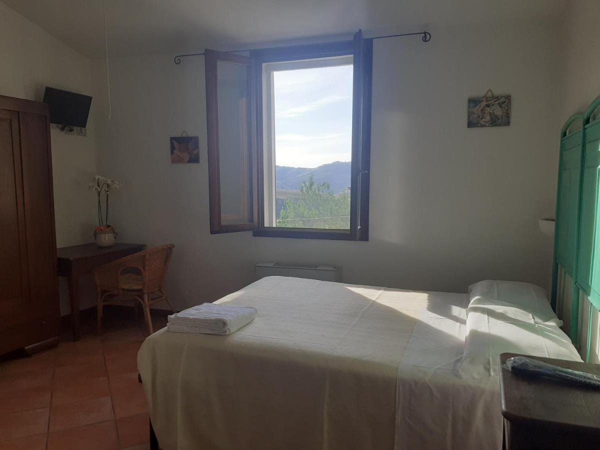 Locanda Delle Grotte Di Onferno Hotel Gemmano Ngoại thất bức ảnh